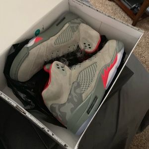 Air Jordan retro 5 Camo